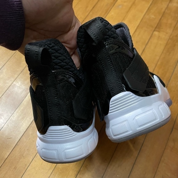 NIKE LEBRON soldier XII sfg - Picture 6 of 12